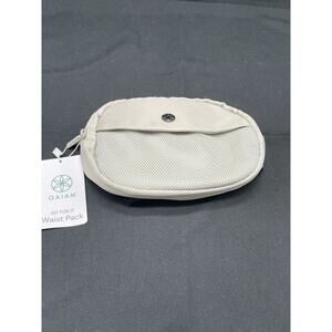 Gaiam Running Pack Exercise Fitness Fanny Pack Waist Pack Gray NWT
